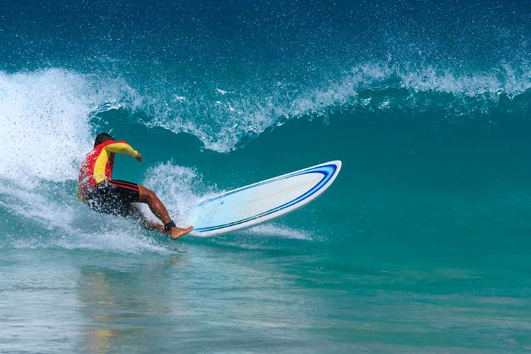 17 Best Phuket Surfing Beaches